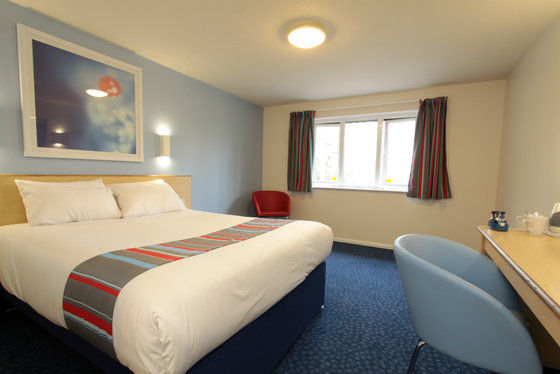 Travelodge Cheltenham Værelse billede