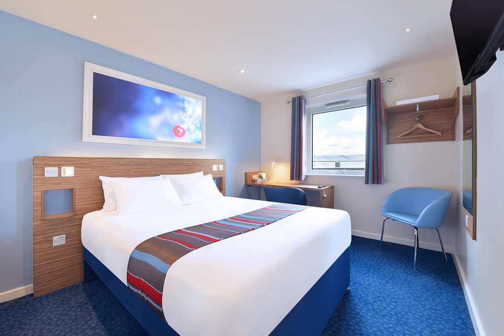 Travelodge Cheltenham Værelse billede